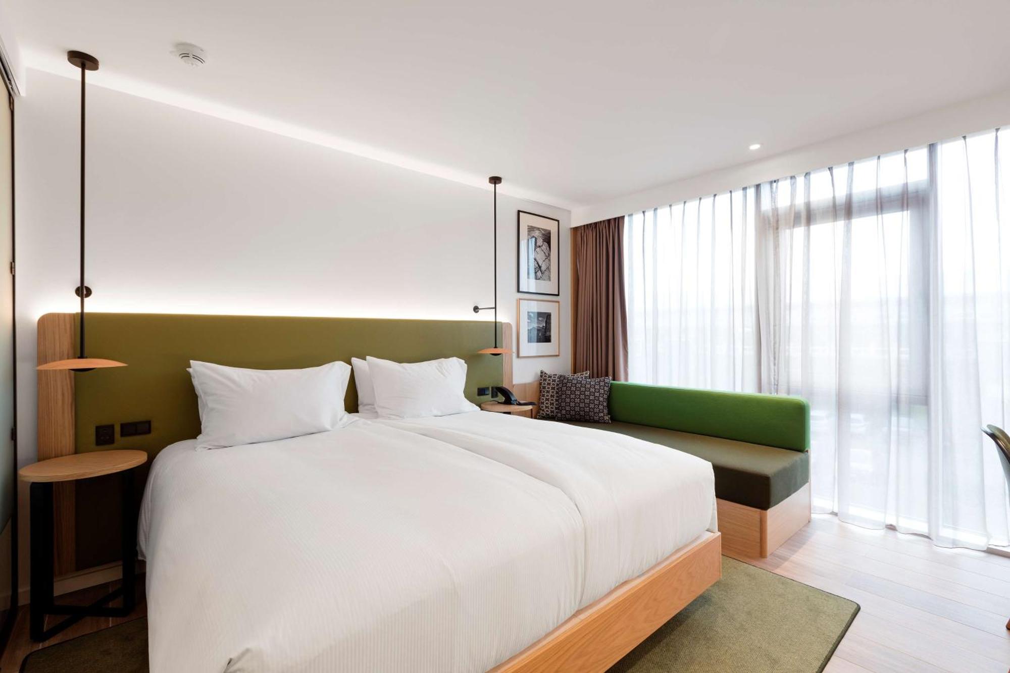 Hilton Garden Inn Faroe Islands Торсхавн Экстерьер фото