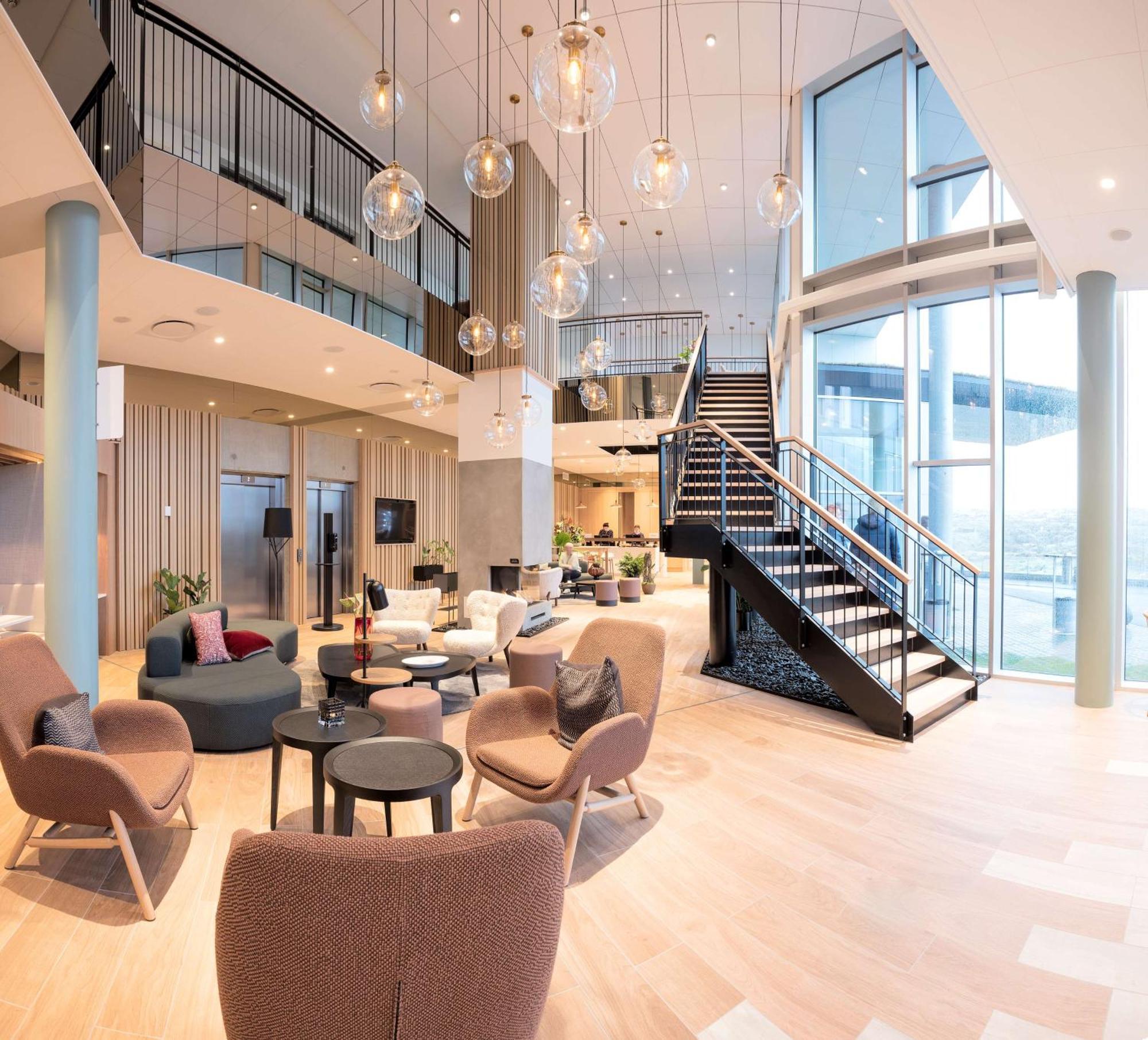 Hilton Garden Inn Faroe Islands Торсхавн Экстерьер фото