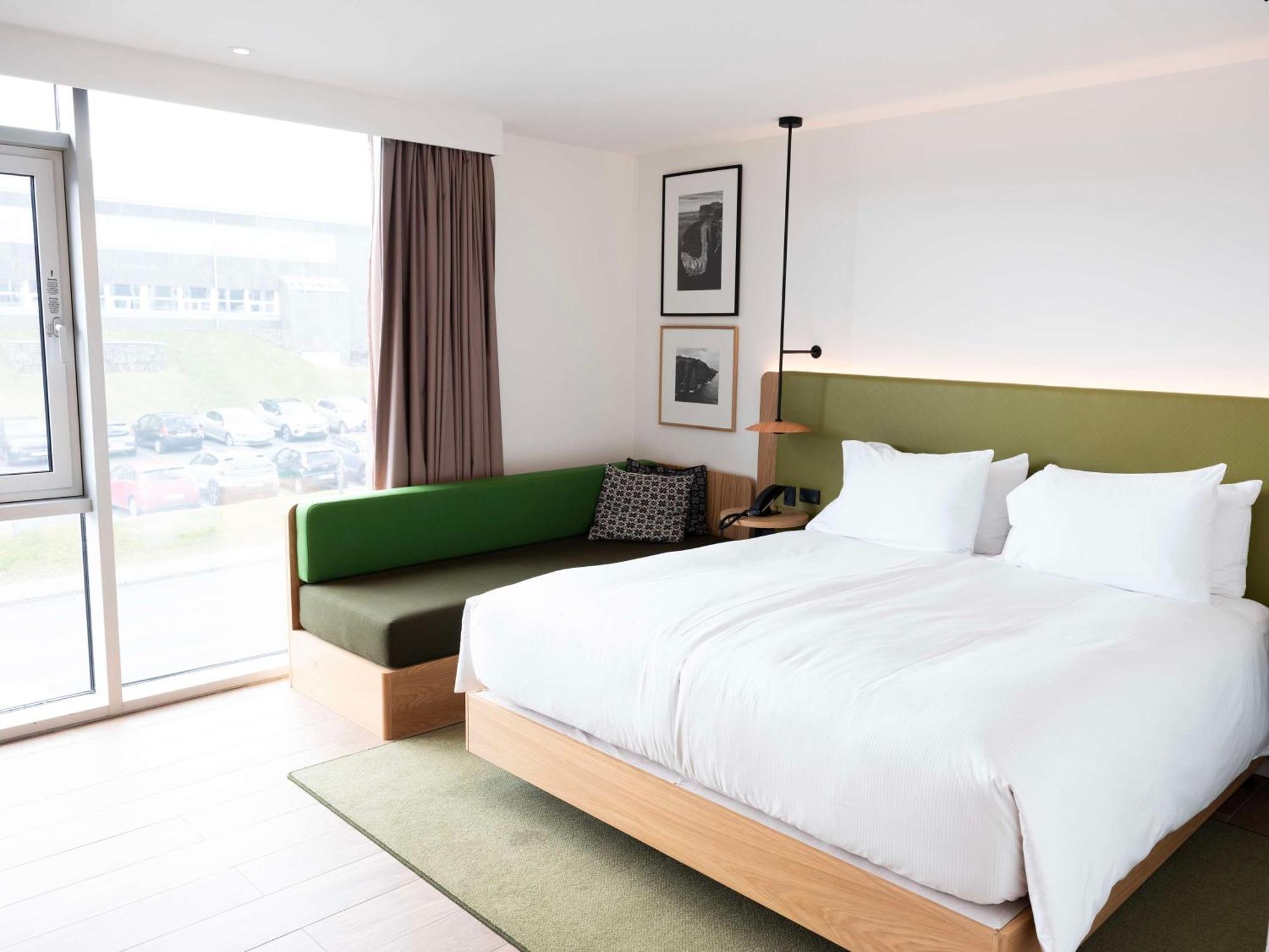 Hilton Garden Inn Faroe Islands Торсхавн Экстерьер фото